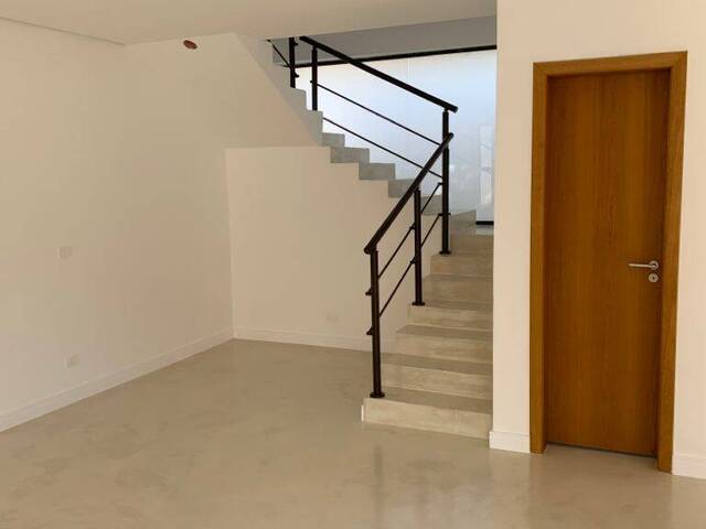 Casa para Venda em São Sebastião - 4