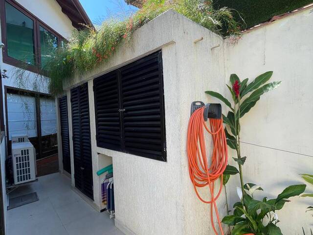 #557 - Casa para Venda em São Sebastião - SP - 2