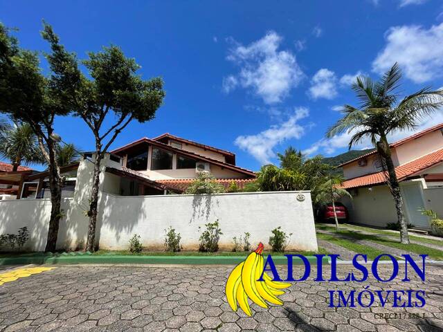 #563 - Casa para Venda em São Sebastião - SP